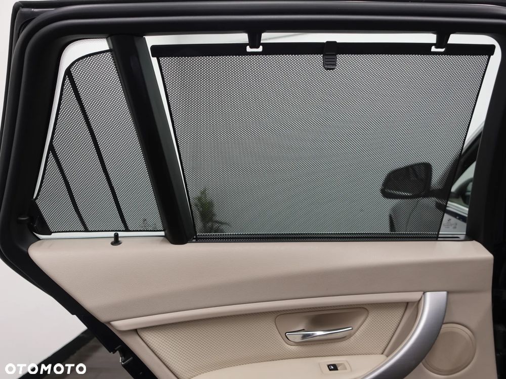 BMW Seria 3 - 22