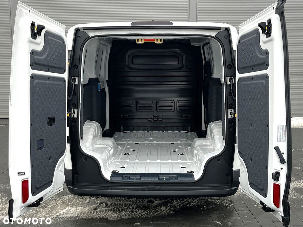 Kia PV5 71.2kWh - 12