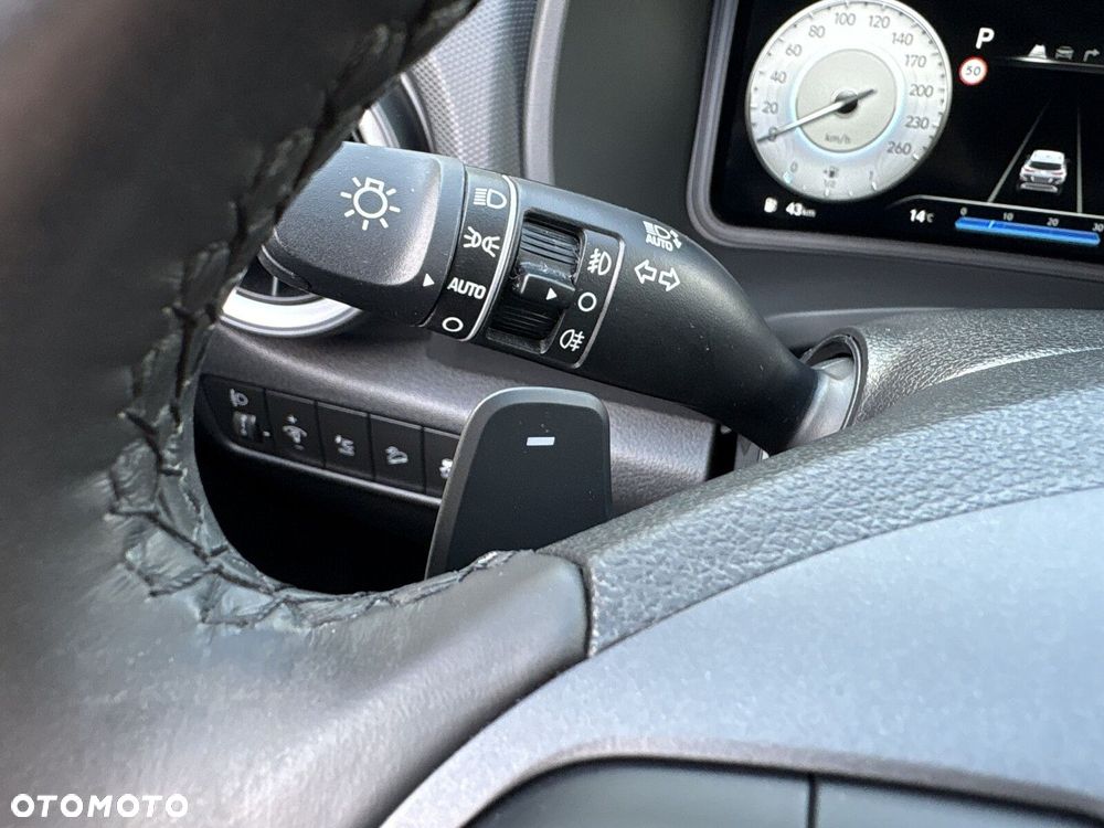 Hyundai Kona 1.6 T-GDI Premium 4WD DCT - 17