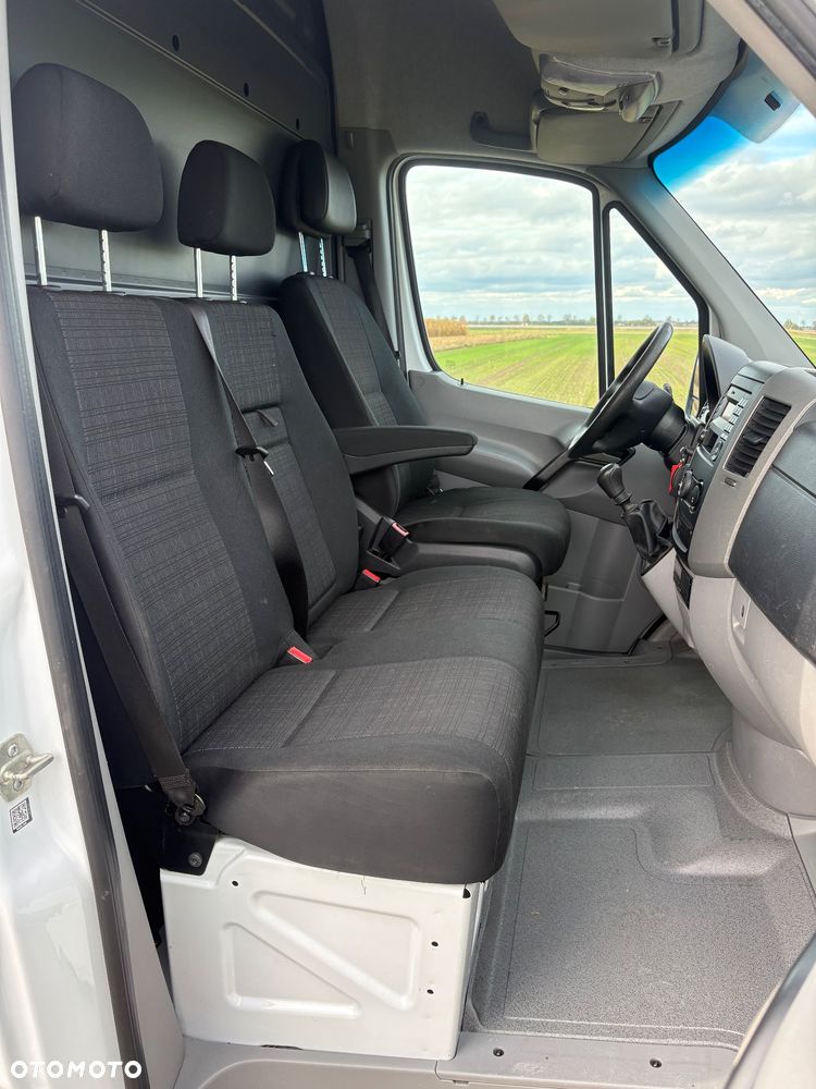 Mercedes-Benz Sprinter - 18