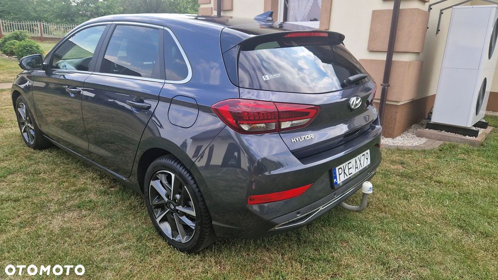 Hyundai i30 1.5 T-GDI 48V-Hybrid Advantage - 3