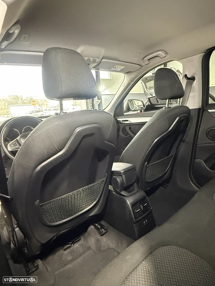 BMW X1 16 d sDrive - 12