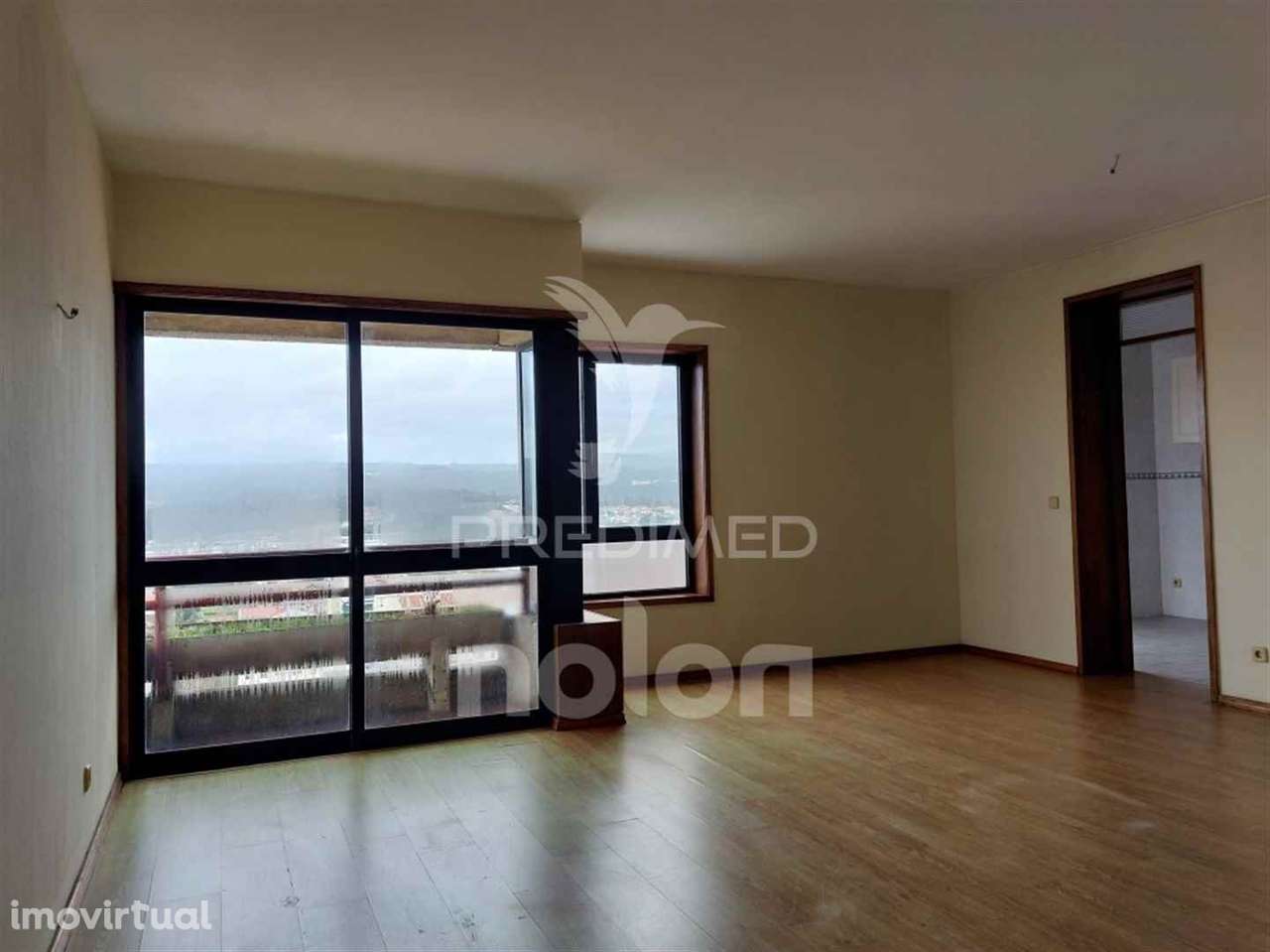 Apartamento T3+1 • 131 m² • Varanda • Vista Deslumbrante • Centro d... - Grande imagem: 5/21