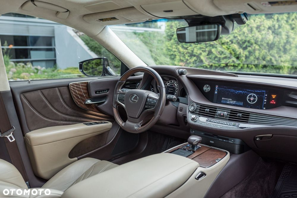 Lexus LS - 20