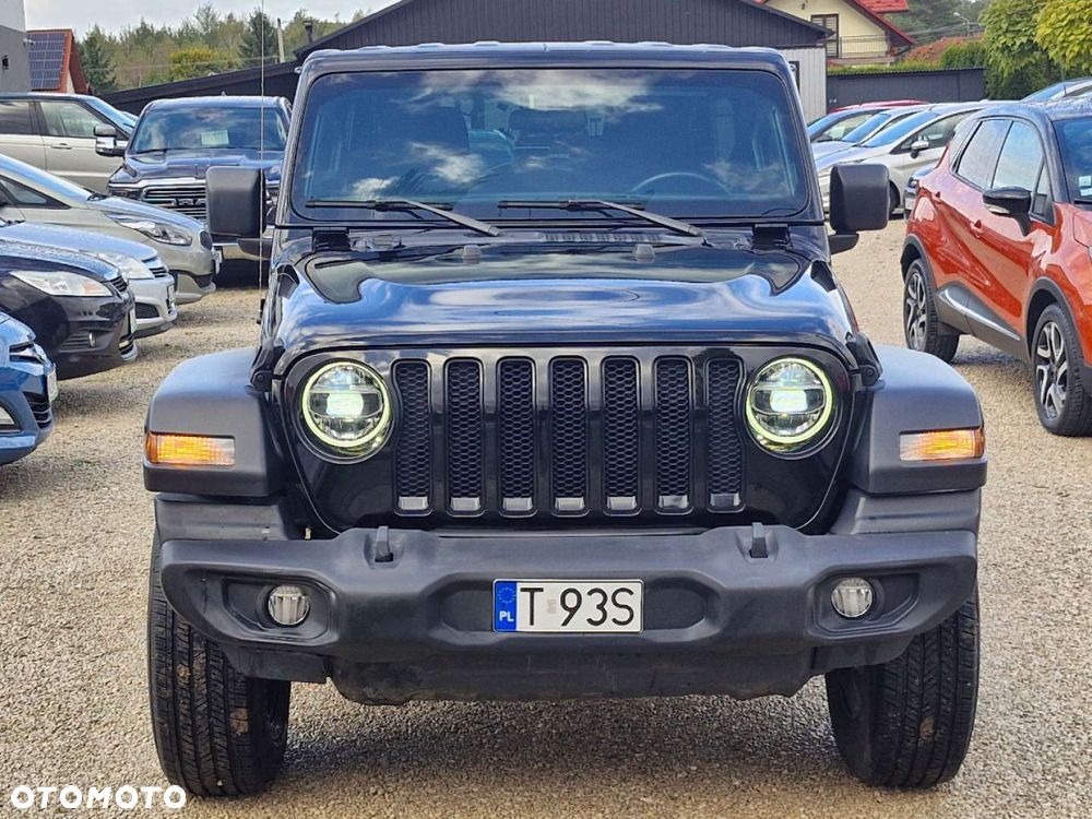 Jeep Wrangler - 2