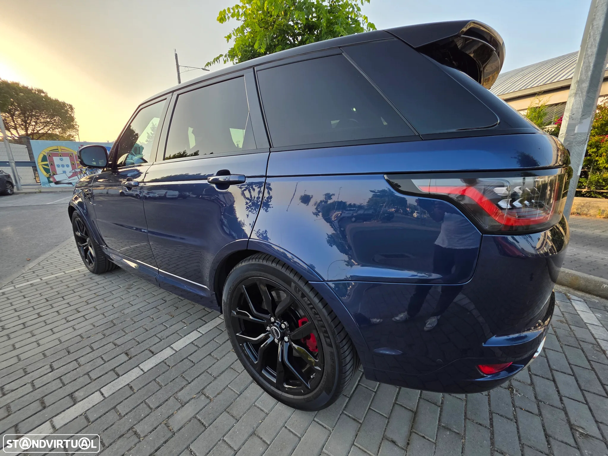 Land Rover Range Rover Sport 5.0 V8 S/C SVR Carbon Edition - 13