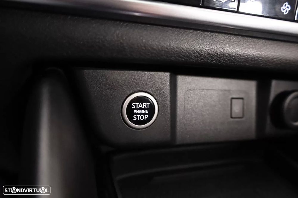 Nissan Qashqai 1.3 DIG-T N-Connecta LED+TT+SKY - 42