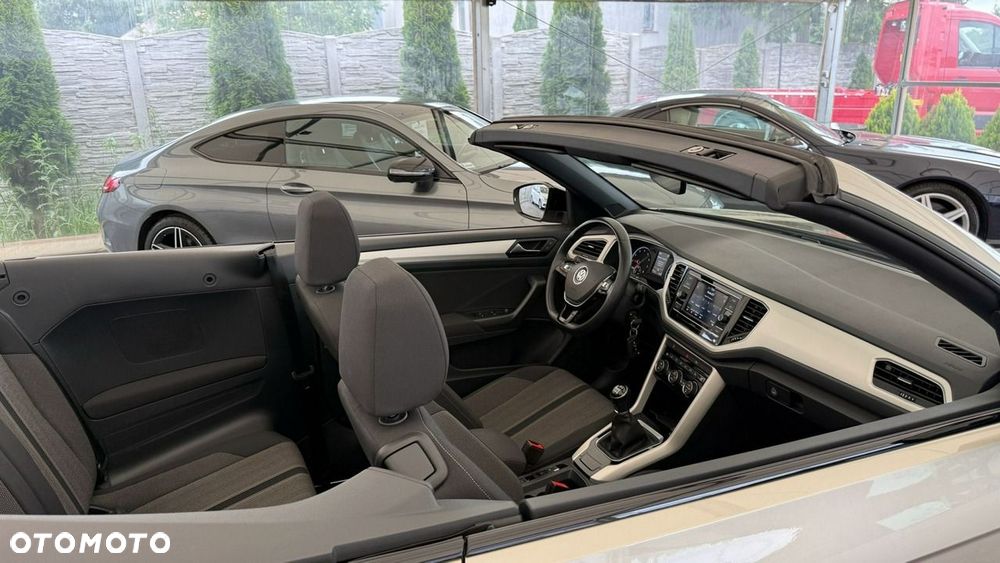 Volkswagen T-Roc - 39