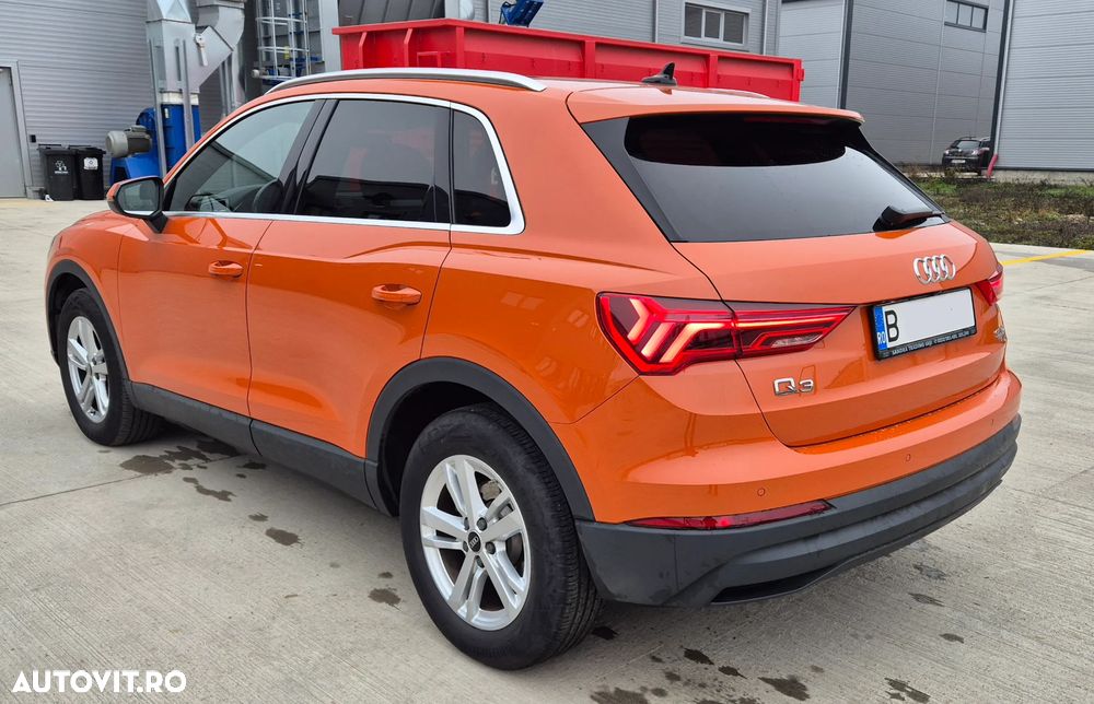 Audi Q3 2.0 35 TDI S tronic quattro S Line - 5