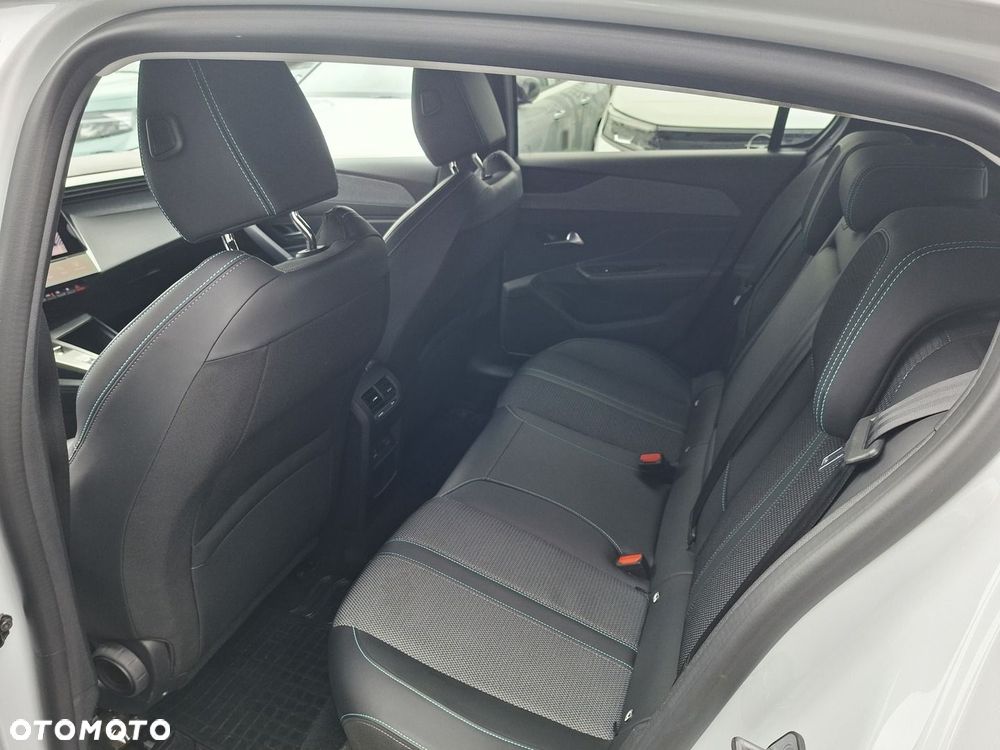 Peugeot 308 1.2 PureTech Allure Pack S&S EAT8 - 12