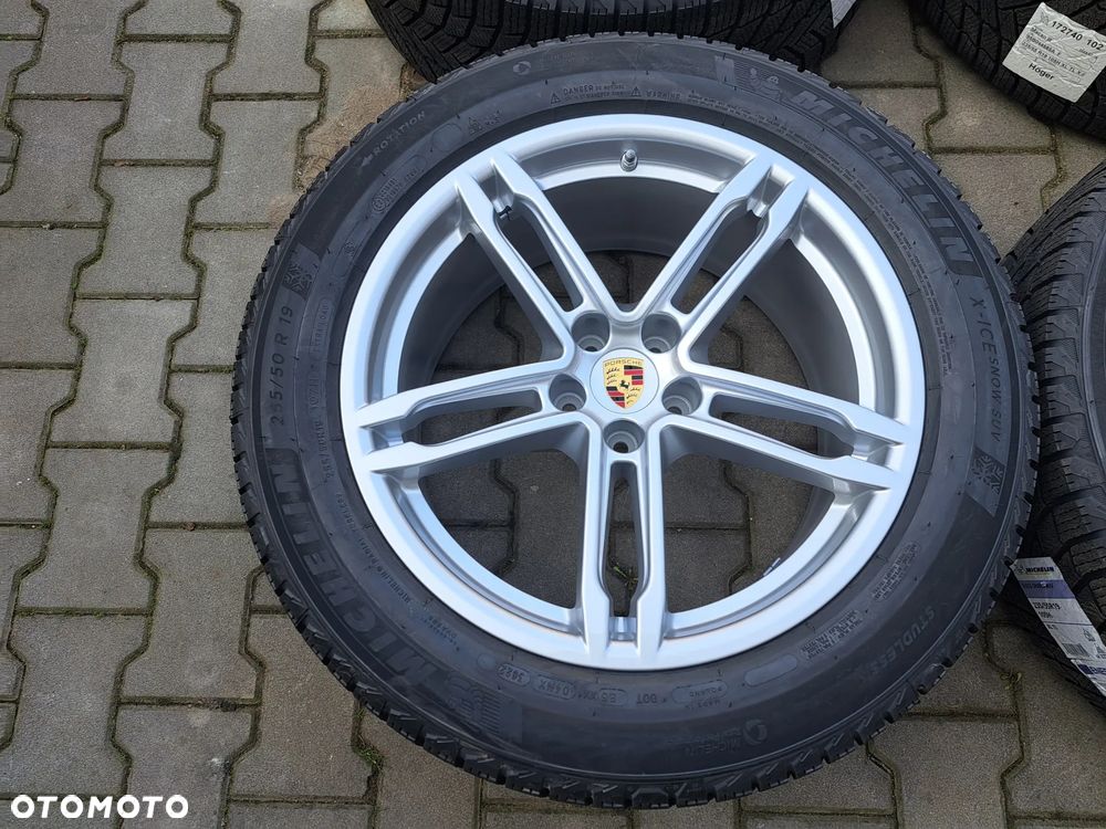 Nowe Oryg. Porsche Macan 19 95B - 2