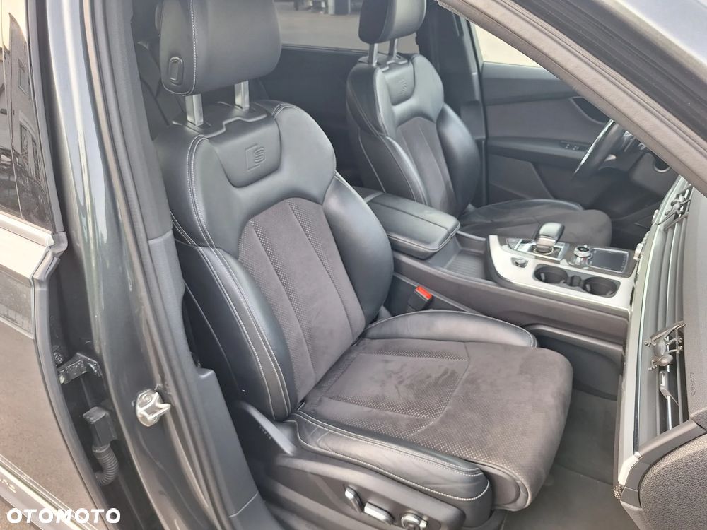 Audi SQ7 - 17