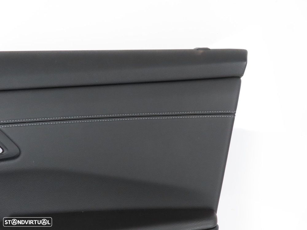 Forra da Porta em Pele Direito/Frente Seminovo/ Original BMW 3 (G20)/BMW 3 Touri... - 2