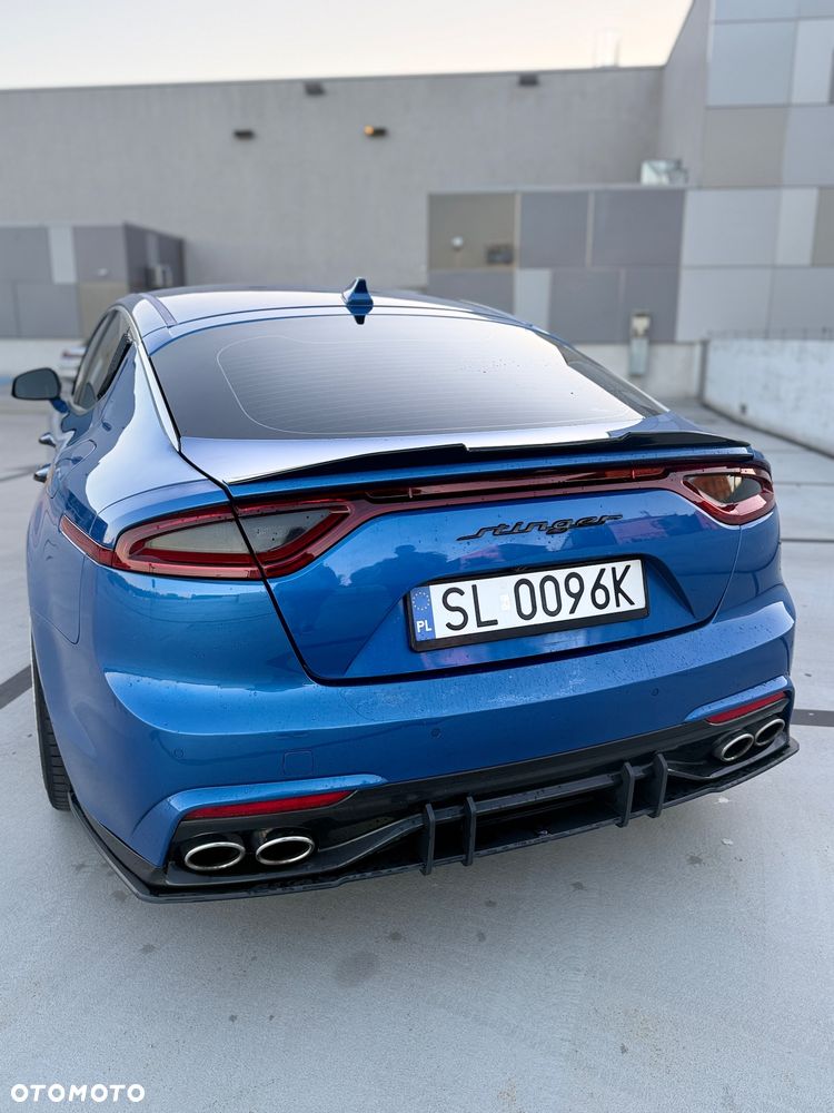 Kia Stinger - 8