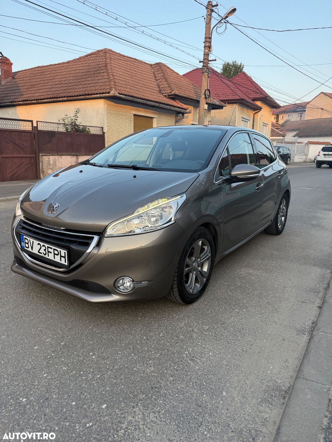Peugeot 208 1.6 VTi Allure - 1