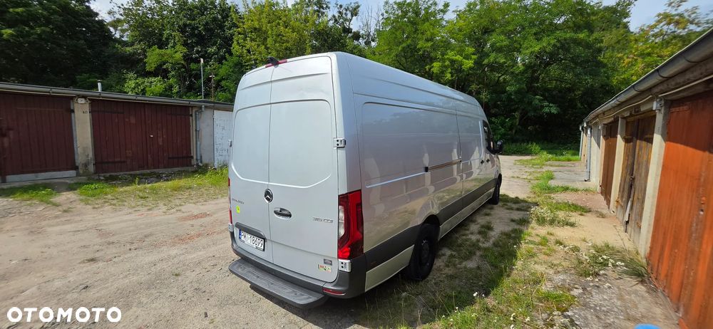 Mercedes-Benz Sprinter - 4