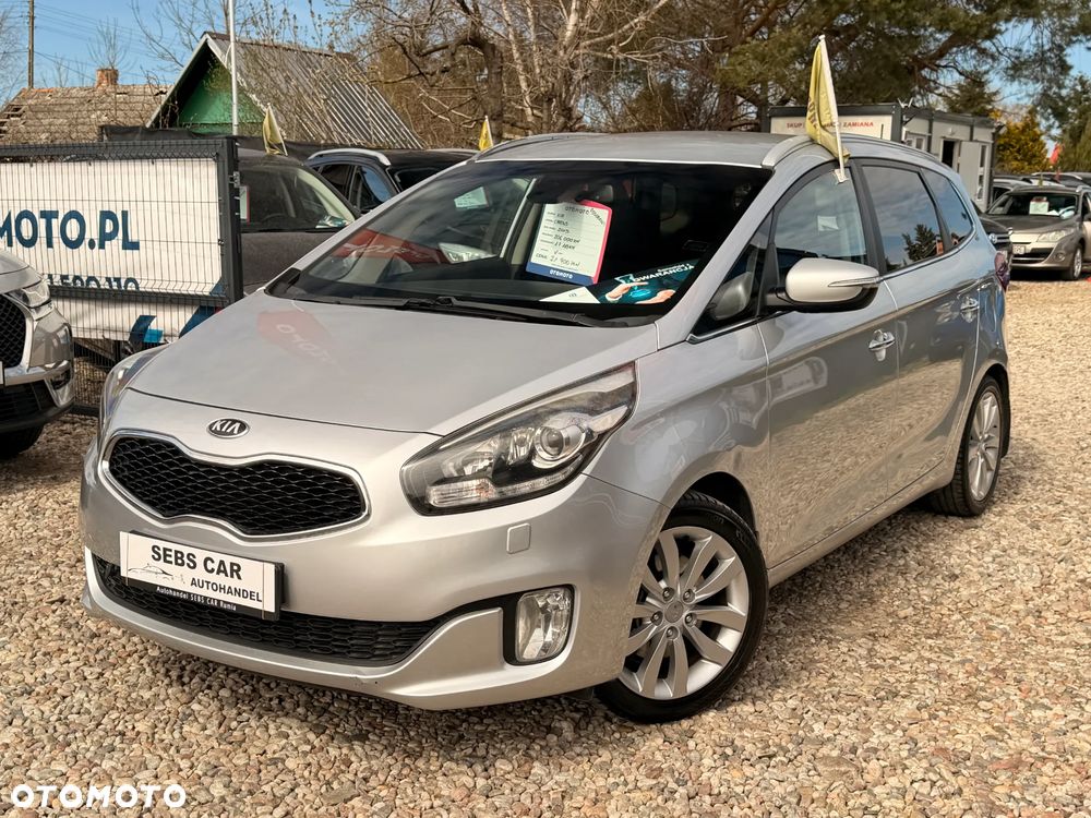 Kia Carens 1.7 CRDi 115 Dream Team Edition - 1
