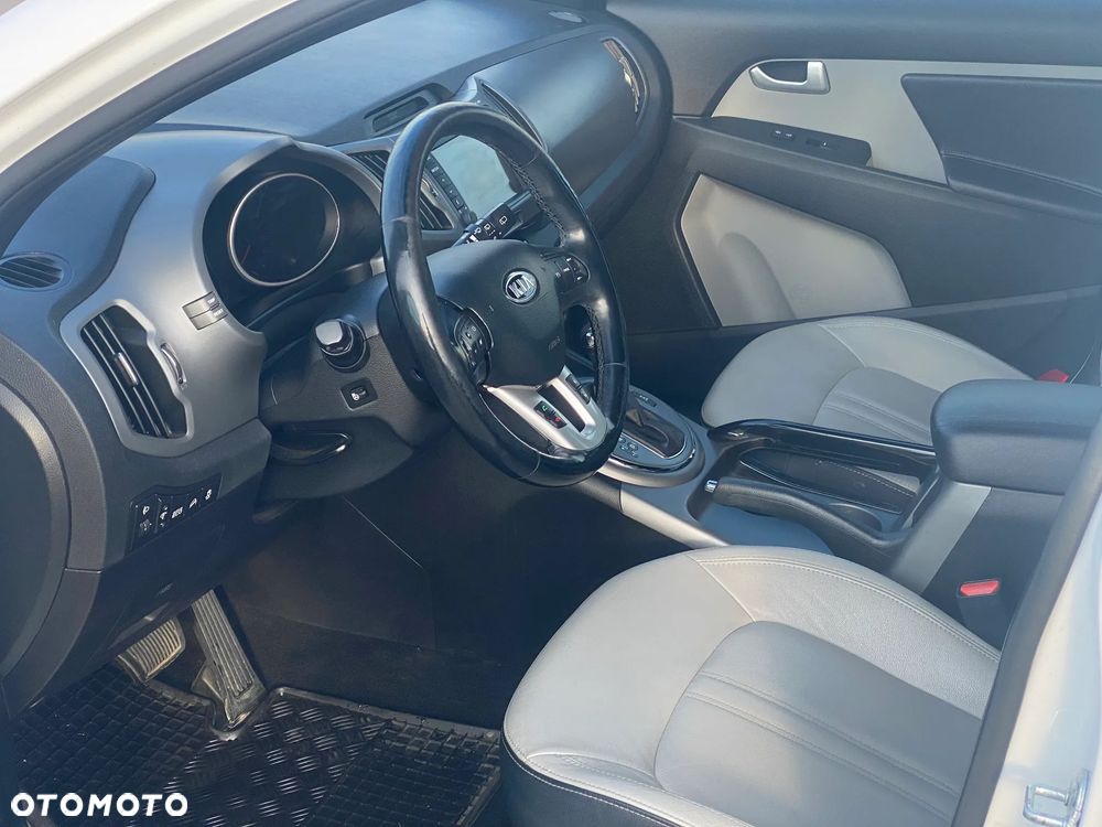 Kia Sportage 2,0 CRDI AWD Vision - 5