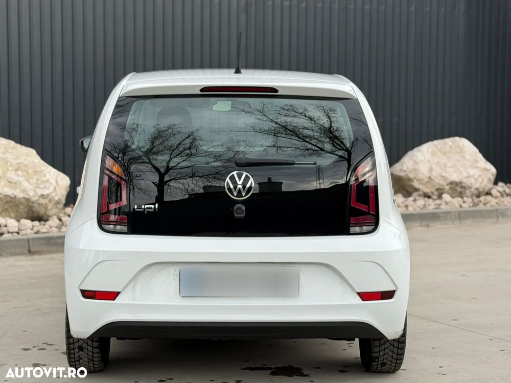 Volkswagen up! 1.0 MPI High - 14