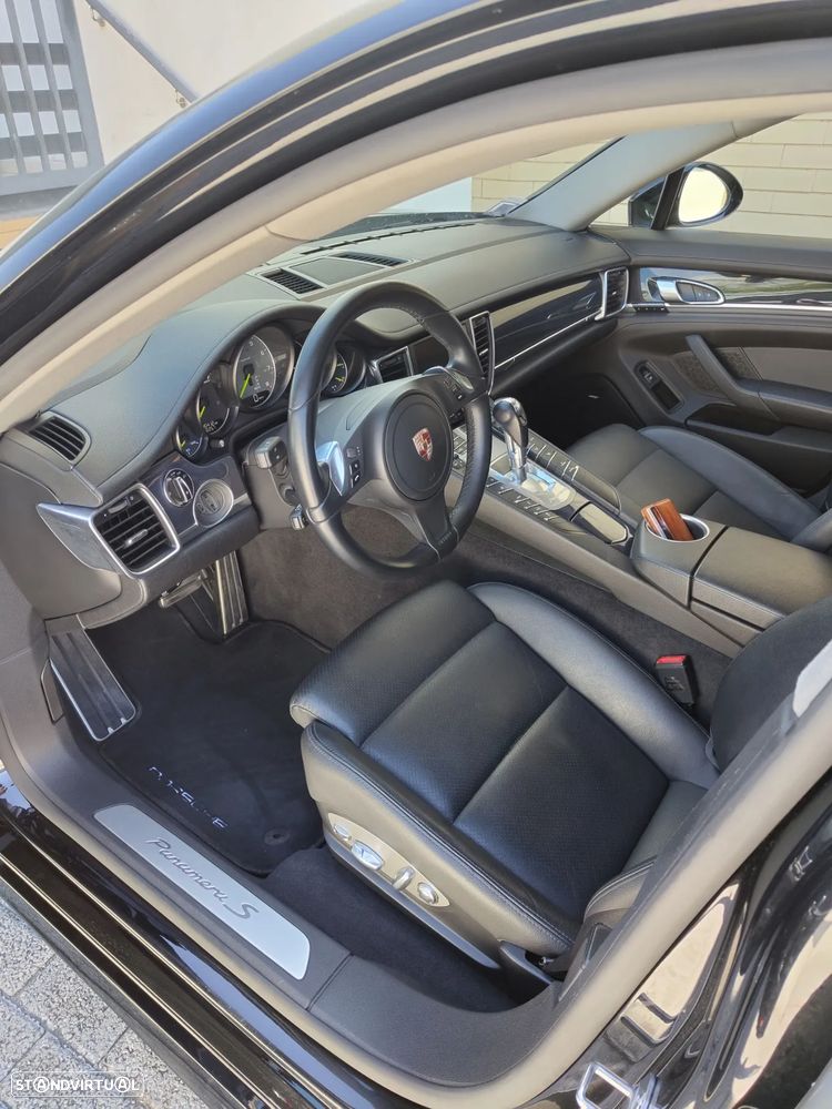 Porsche Panamera S E-Hybrid - 28