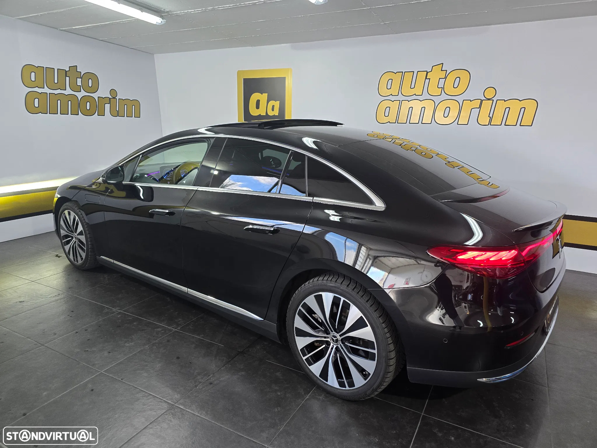 Mercedes-Benz EQE 300 Edition Electric Art - 11