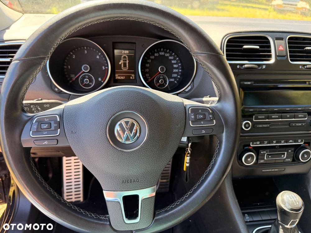 Volkswagen Golf 1.6 TDI DPF Comfortline - 9