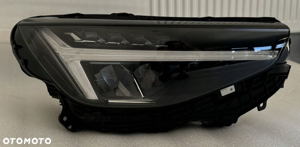 LAMPA PRAWA PRZÓD VOLVO XC40 LIFT 2022- FULL LED 32338909 - 6
