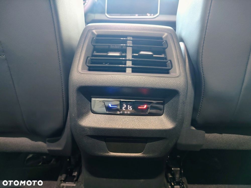 Volkswagen Tiguan - 22