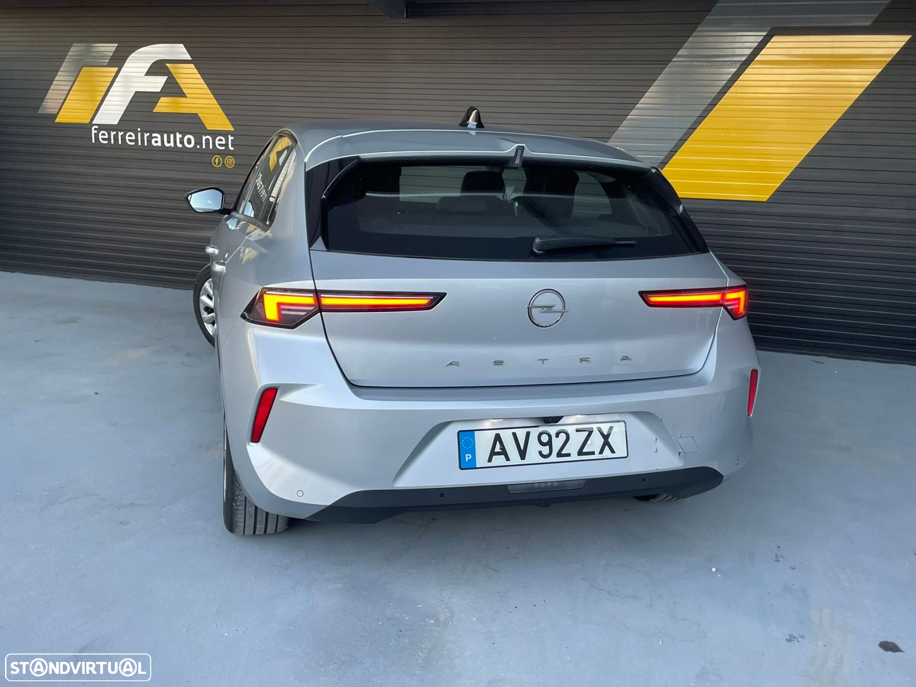 Opel Astra 1.5 D Business - 5