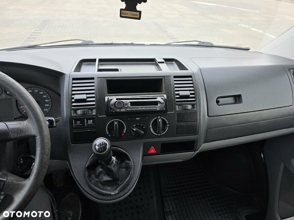 Volkswagen Transporter - 22