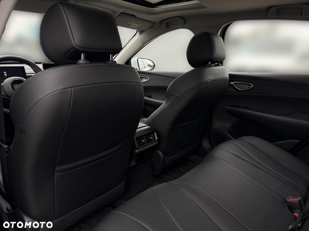 BYD Seal 5 - 12