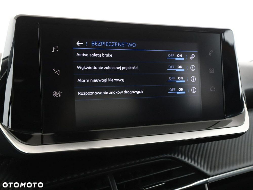 Peugeot 2008 Benzin 100 Allure - 27