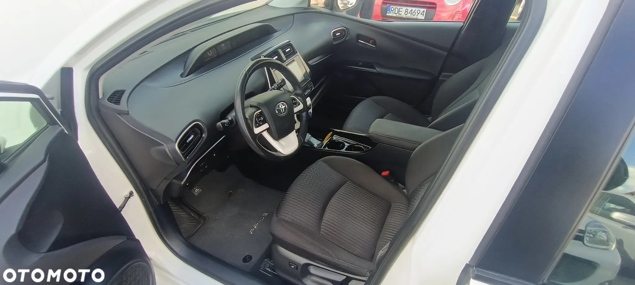 Toyota Prius 1.8 Hybrid Prestige - 27