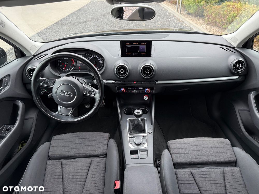 Audi A3 1.4 TFSI Edycja Specjalna - 13