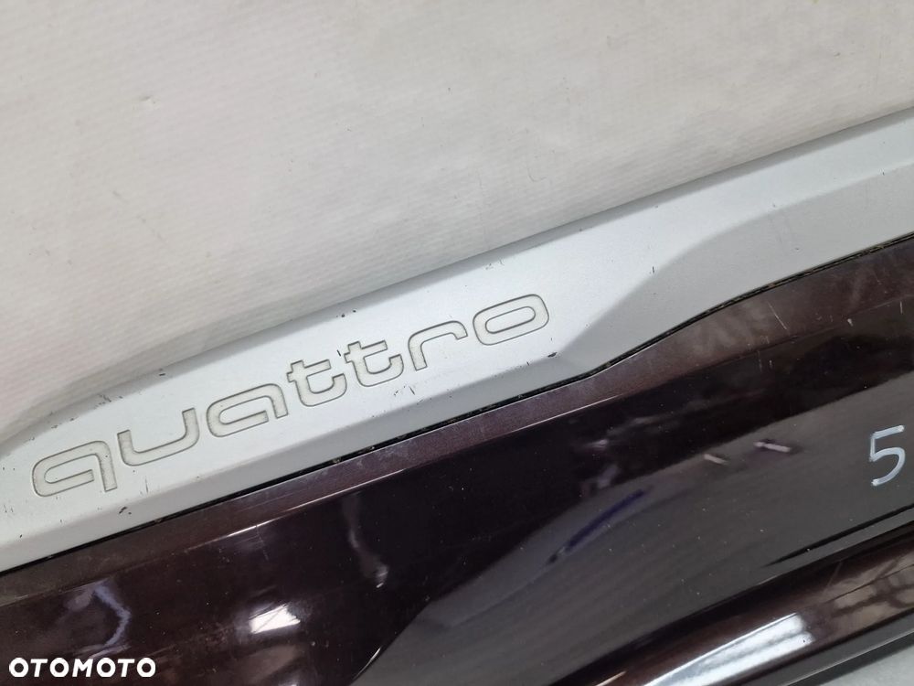 AUDI Q7 LIFT 4M0 19- PRAWA LISTWA DRZWI TYLNA TYLNIA TYŁ , NR 4M0853970 / 4M0583970N/M/P/Q , NR AUKCJI LD57 - 5
