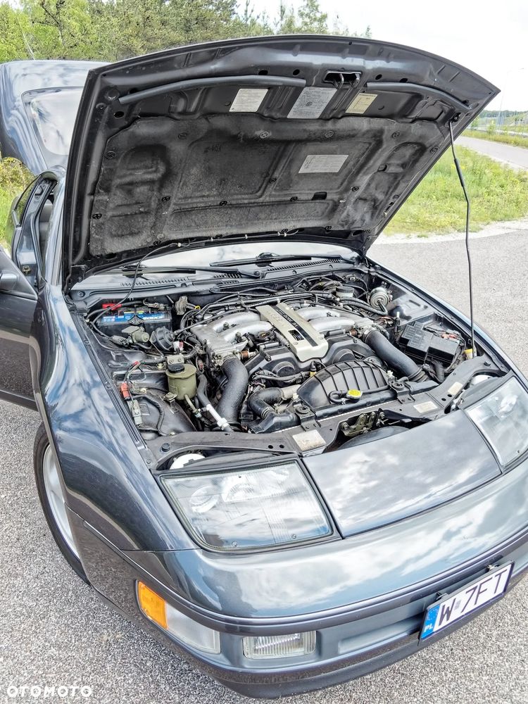 Nissan 300 ZX - 16