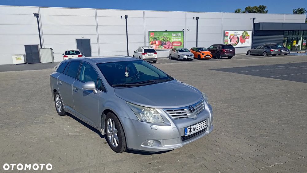 Toyota Avensis 1.8 Sol NAVI - 5
