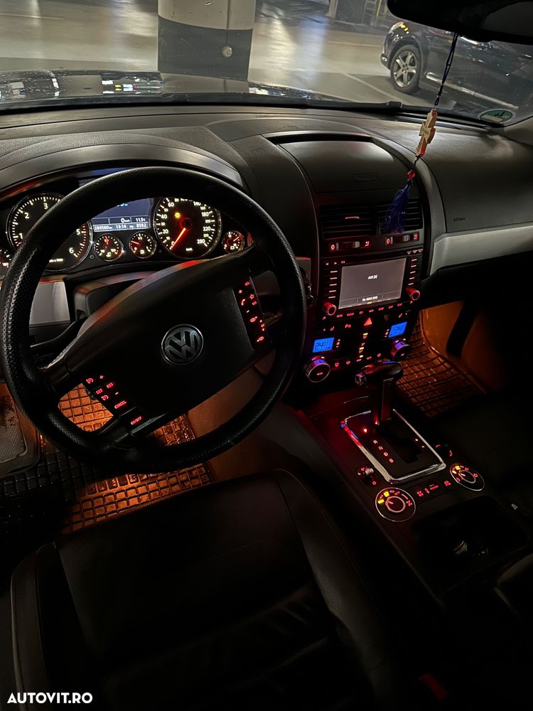 Volkswagen Touareg - 10