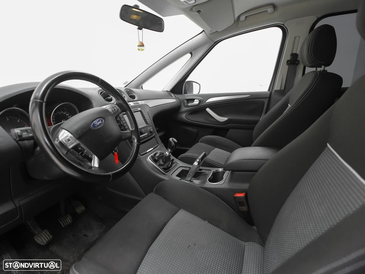 Ford S-Max - 4