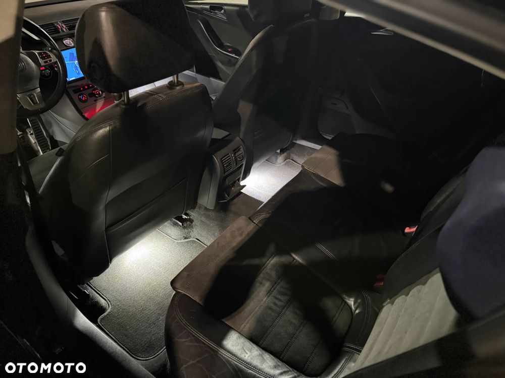 Volkswagen Passat 2.0 TDI Trendline - 8