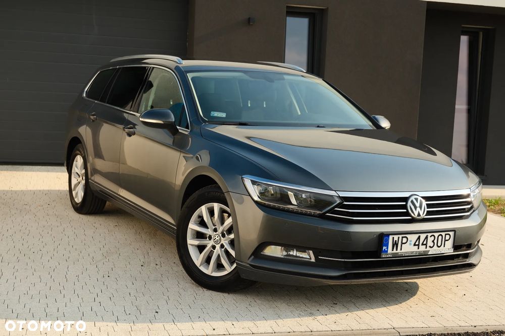 Volkswagen Passat 2.0 TDI BMT Comfortline - 13