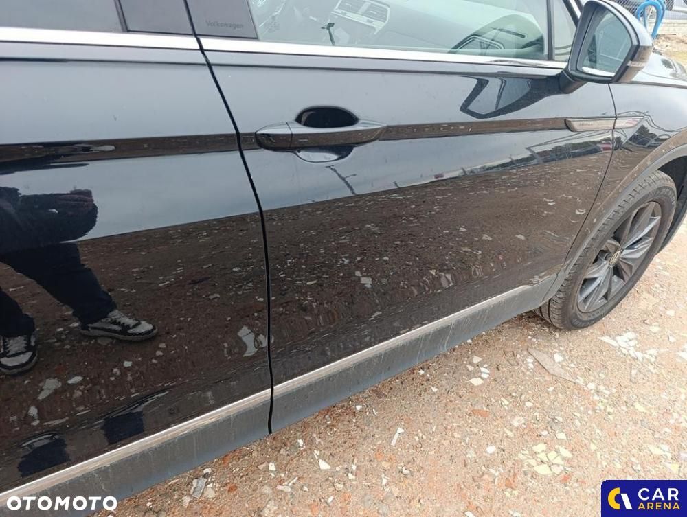 Volkswagen Tiguan - 32