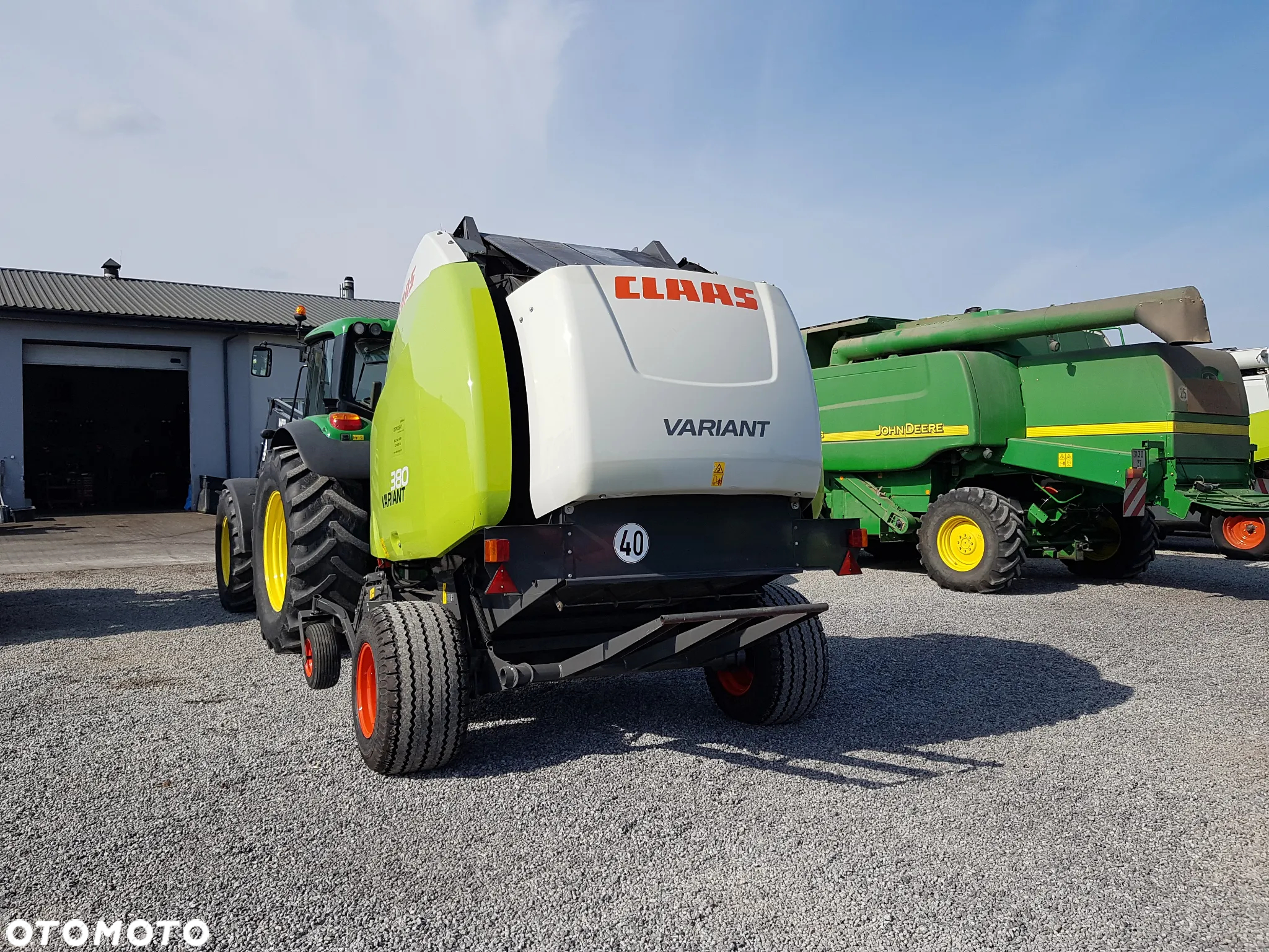Claas VARIANT 380 - 21