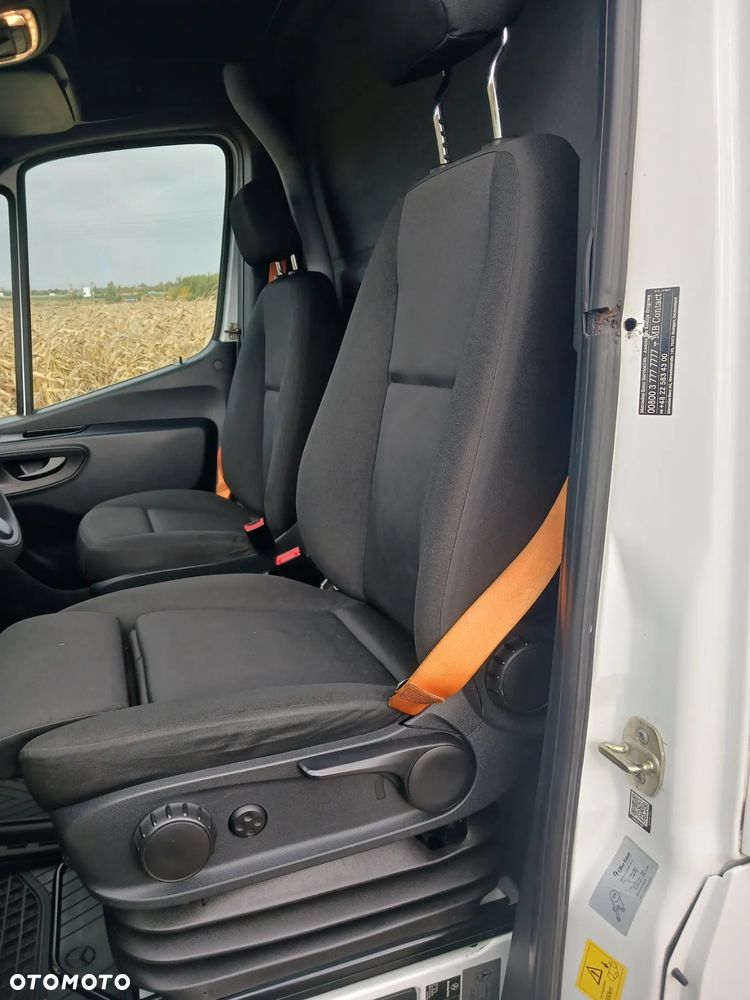 Mercedes-Benz Sprinter 907 Max 20r maxi 316 CDI 160 KM SALON Sypialnia webasto Klima Izoterma Siła Chłodnia Mroźnia Agregat - 6