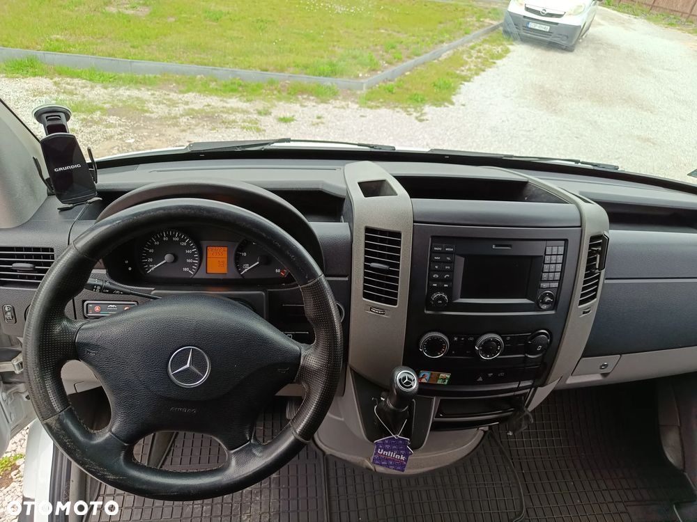 Mercedes-Benz Sprinter - 6