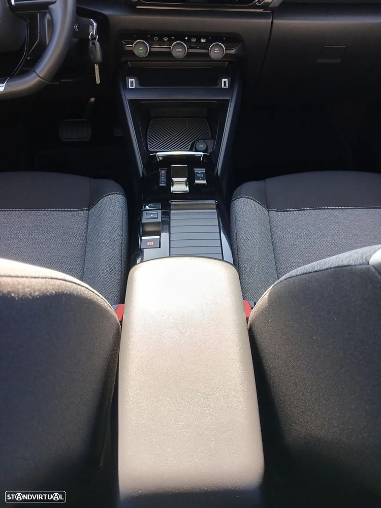 Citroën e-C4 50 kWh Feel Pack - 28