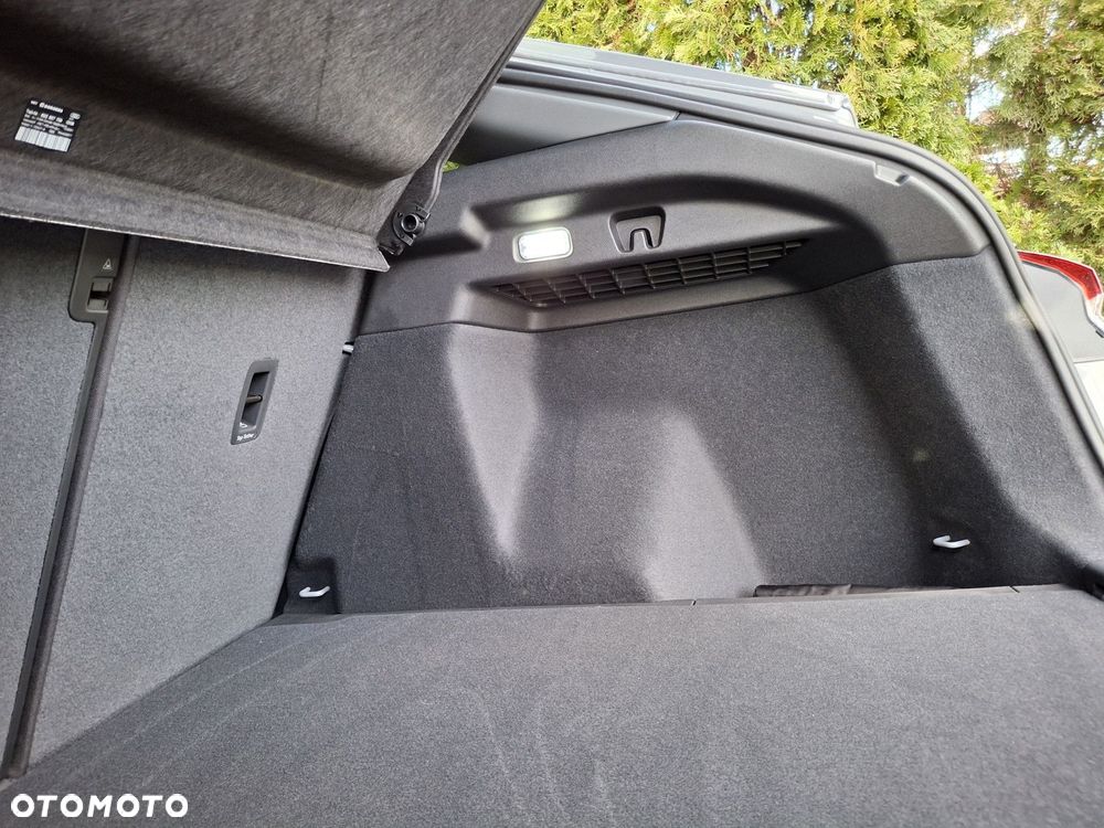 Audi Q4 Sportback e-tron - 9