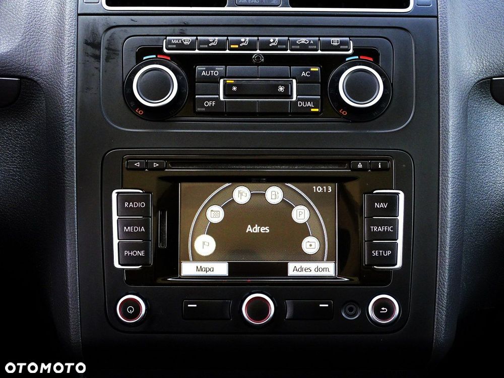 Volkswagen Touran - 27