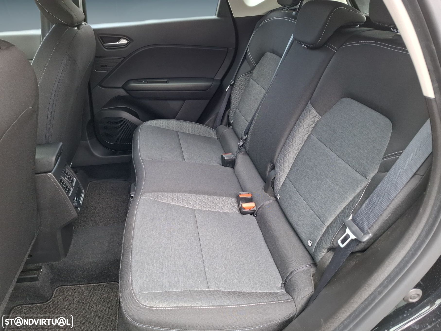 Renault Captur 1.0 TCe Equilibre Bi-Fuel - 14
