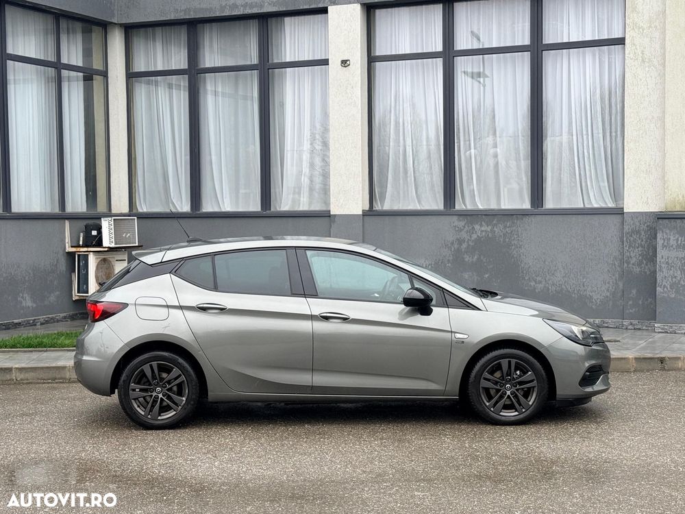 Opel Astra 1.5 D Start/Stop Design&Tech - 15